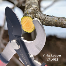 Load image into Gallery viewer, Tree pruner cutting a branch with 'Vinka Lopper VAL-012' branding.