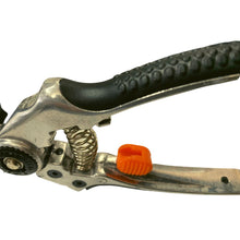 Load image into Gallery viewer, Vinka Grafting Tool Professional Grafts of 1/2 " Anti rust Aluminium body Original Patented Tool with Budding Grafting Tape Included Item Code : VAGT-001 ALM