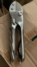 Load image into Gallery viewer, Vinka all steel secateur anvil roll cut type chrome plated 8" length ITEM No: VAPS-31