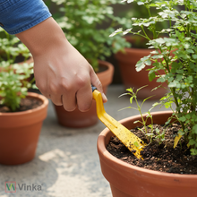 Load image into Gallery viewer, demonstration of vinka metal khurpi 3-inch
