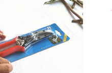 Load and play video in Gallery viewer, Vinka Cut and Hold VAPS=014 Heavy Duty Professional Pruner How to use Video
